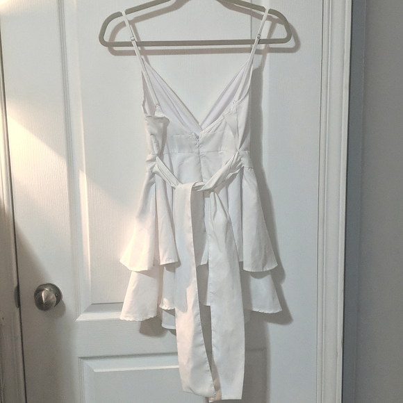 2/$35✨ Forever 21 white spaghetti strap romper, size medium, tie back - Picture 2 of 7